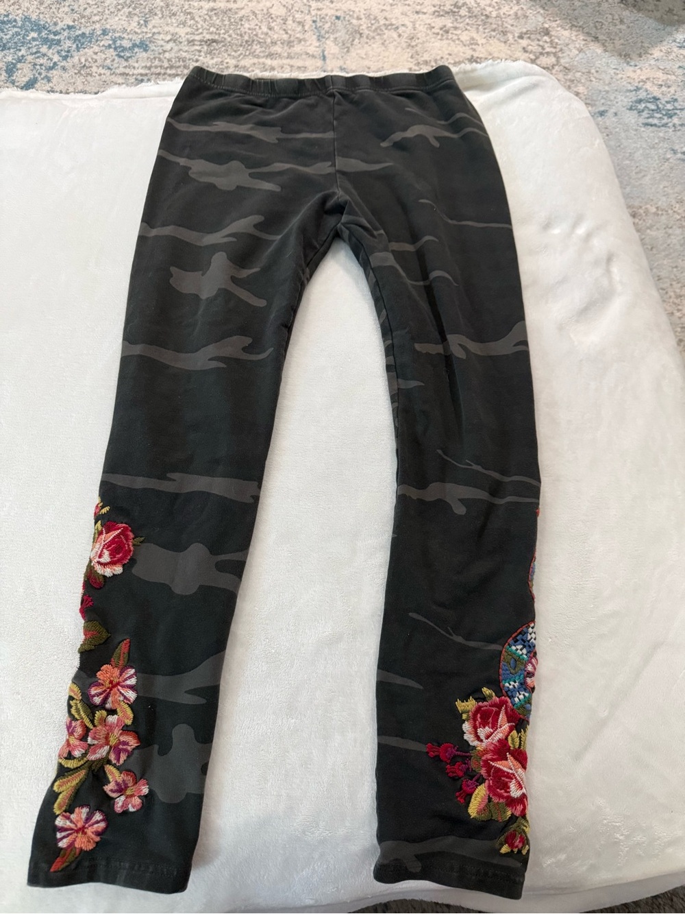 Johnny Was Leggings Pants Womens M Brown Floral Embroidered Athleisure Pants E14